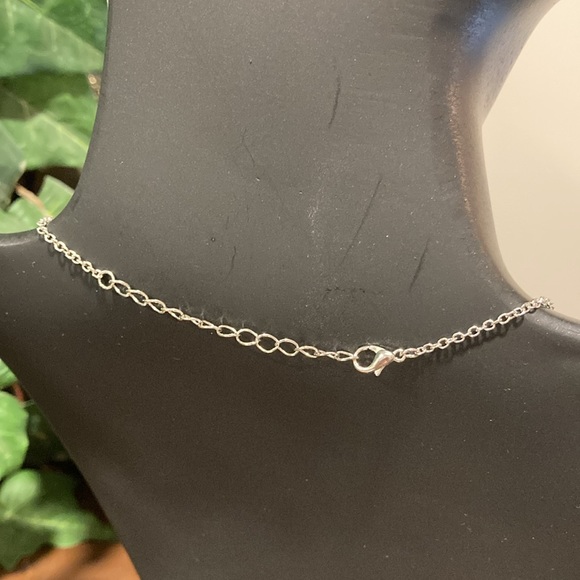 NWOT - Silvertone Flying Fish Necklace & Pendant - Picture 3 of 9